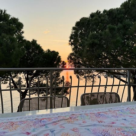 Apartment Mit Meerblick Am Strand Costa Azzura 그라도 외부 사진